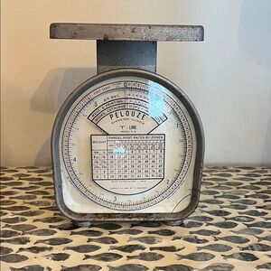 Vintage Pelouze "Y" Line Model Postal Scale
